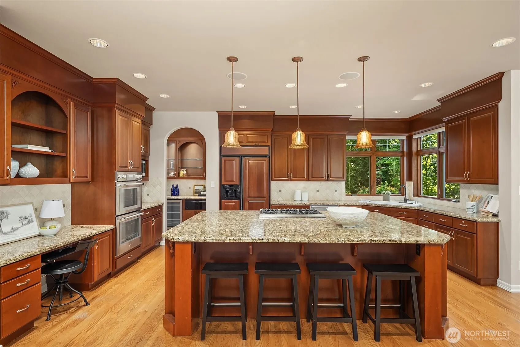 20546 NE 126th Way , Woodinville, WA 98077