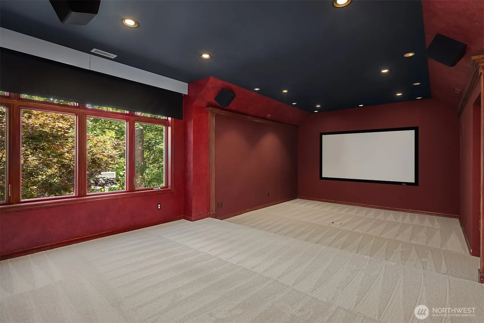 20546 NE 126th Way , Woodinville, WA 98077