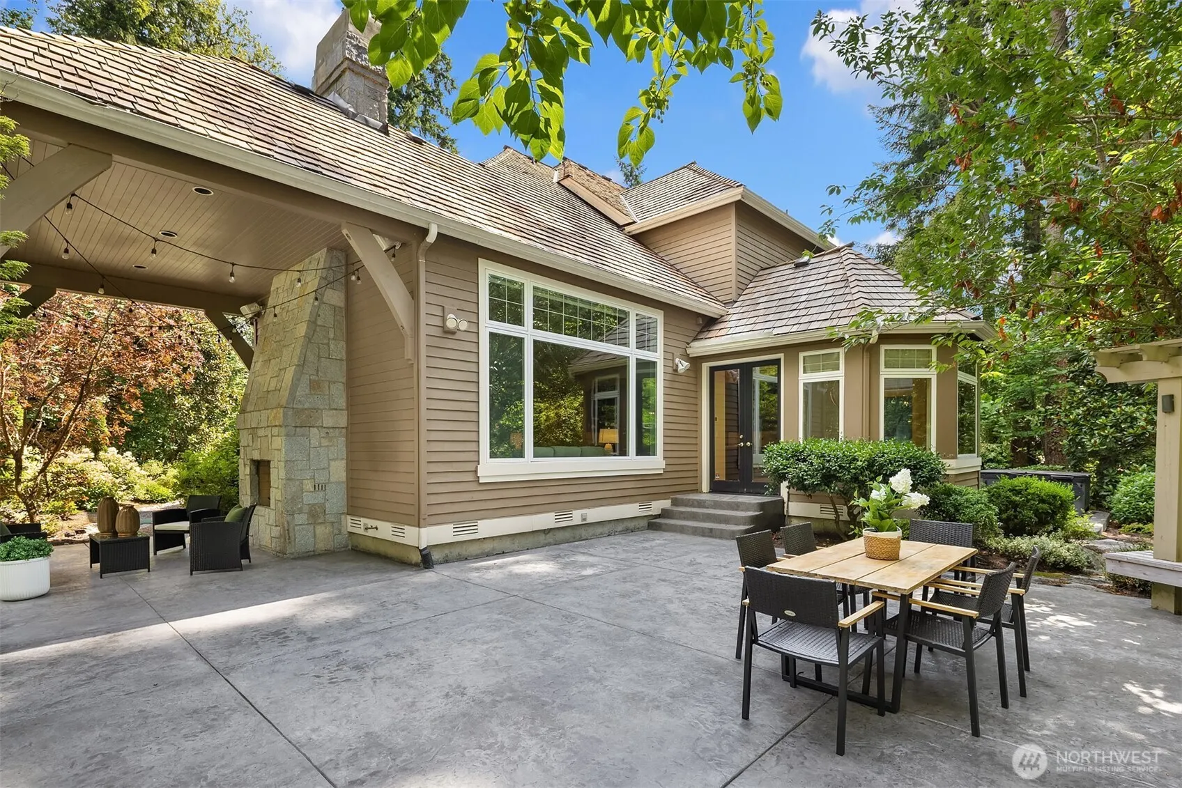 20546 NE 126th Way , Woodinville, WA 98077