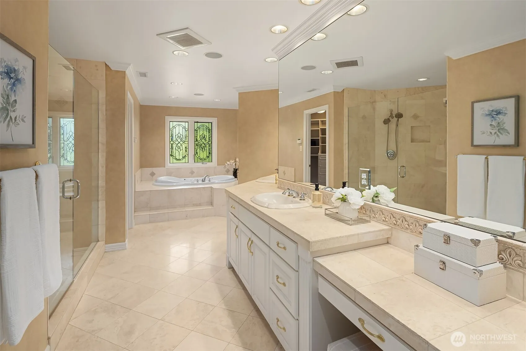 20546 NE 126th Way , Woodinville, WA 98077