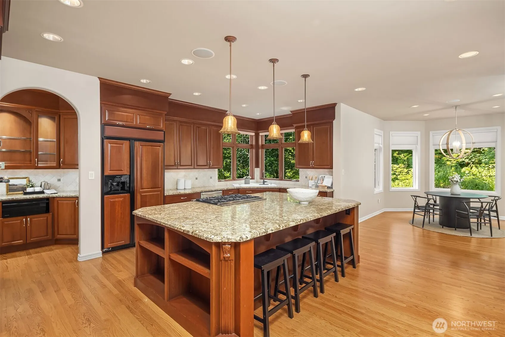 20546 NE 126th Way , Woodinville, WA 98077