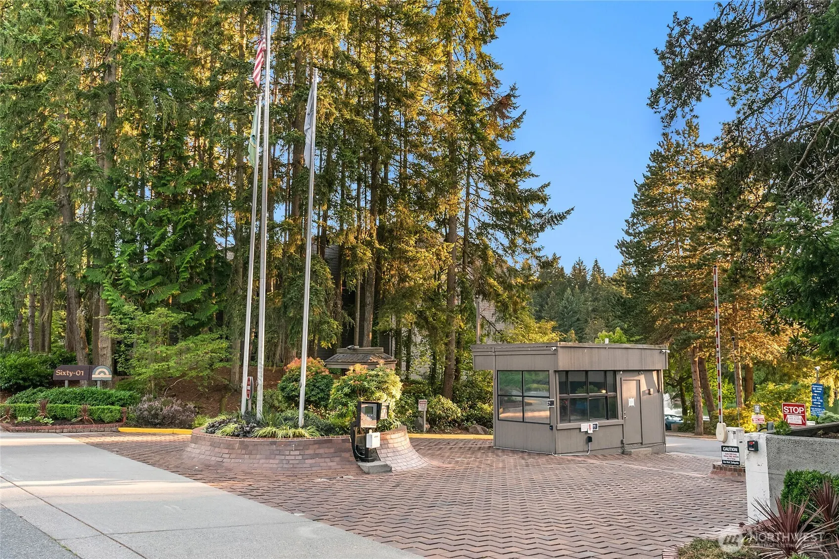 13896 NE 66th Street #586, Redmond, WA 98052