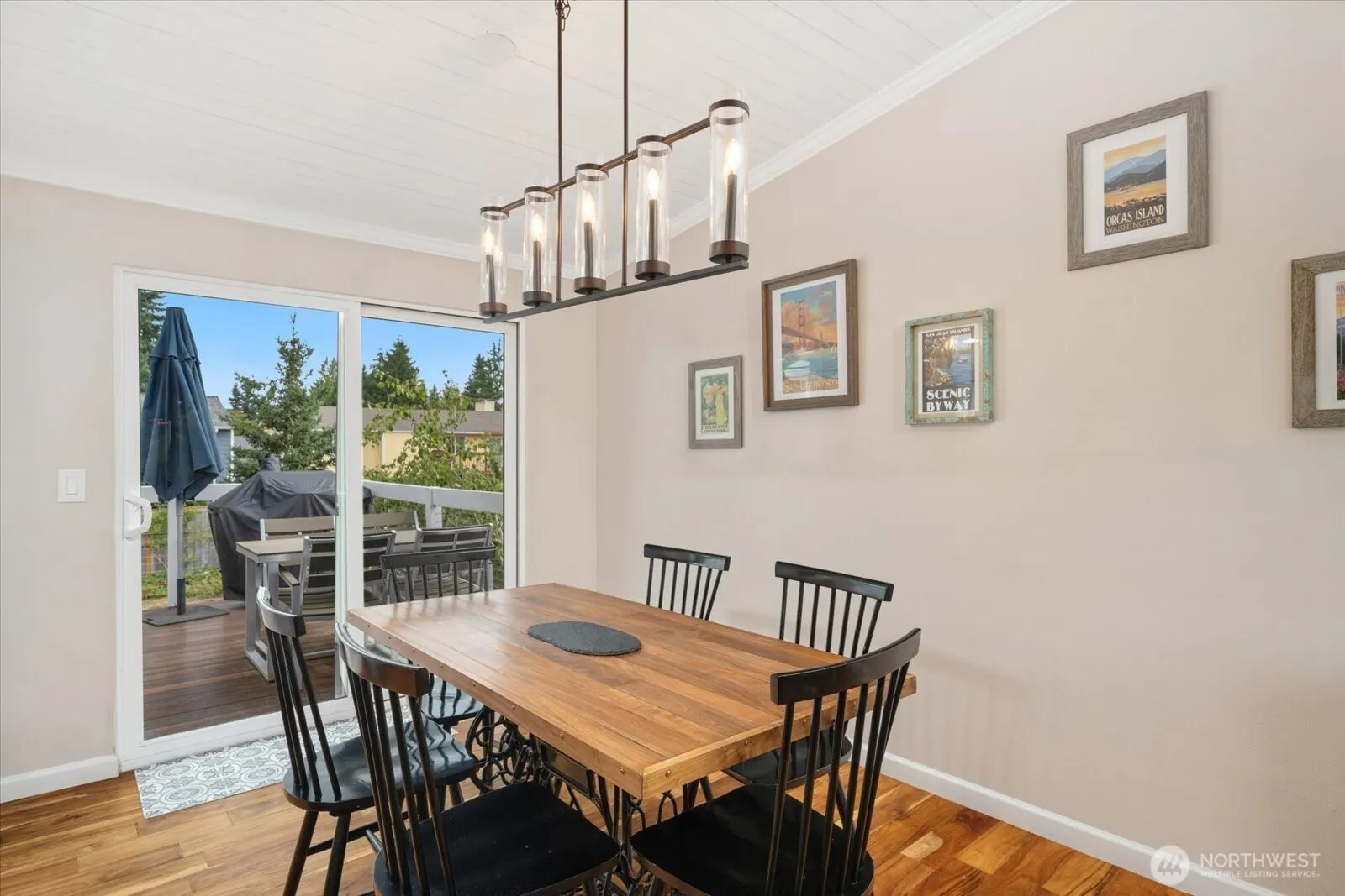 9008 NE 138 Place , Kirkland, WA 98034