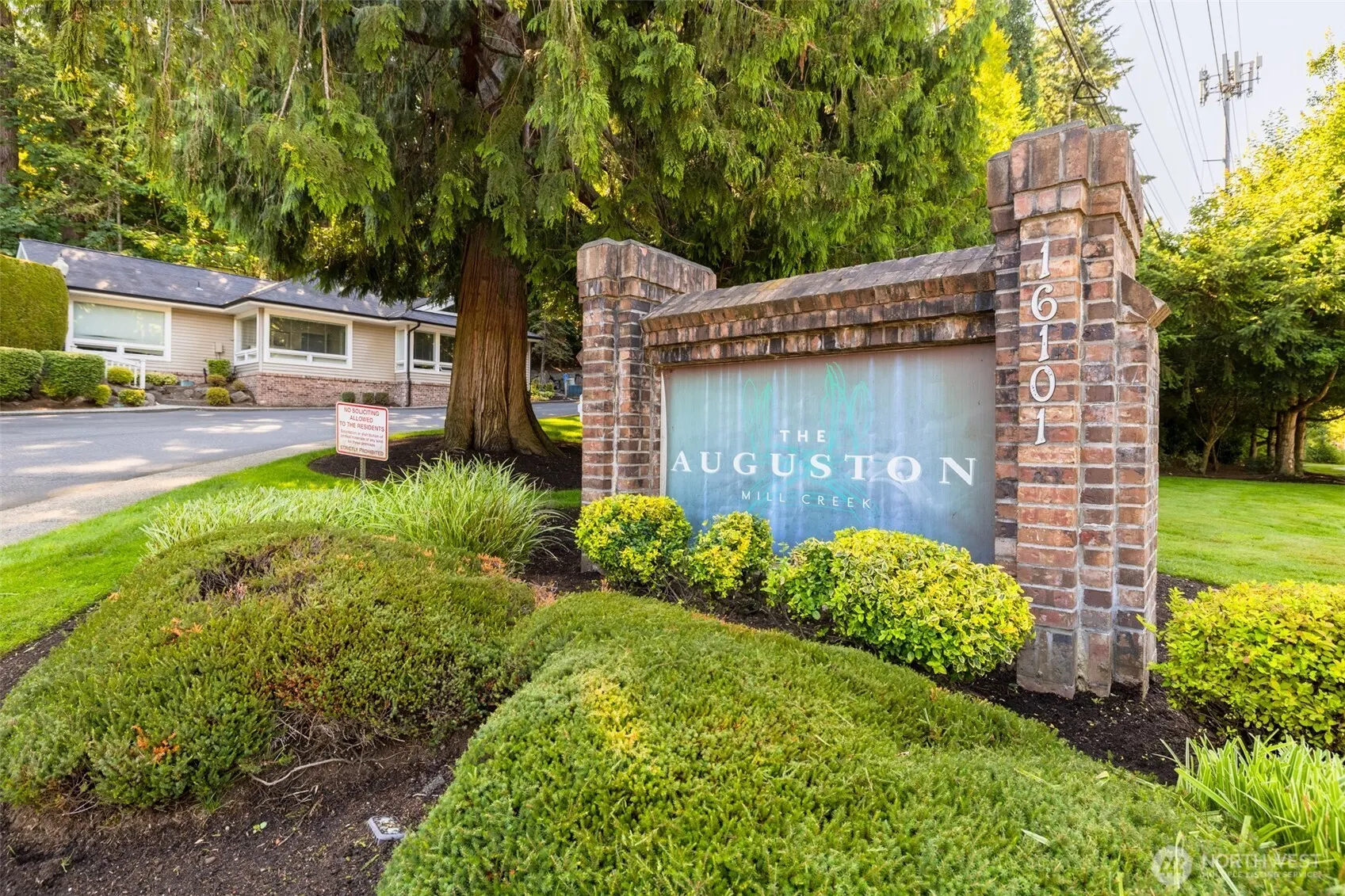 16101 Bothell Everett Hwy #E103, Mill Creek, WA 98012