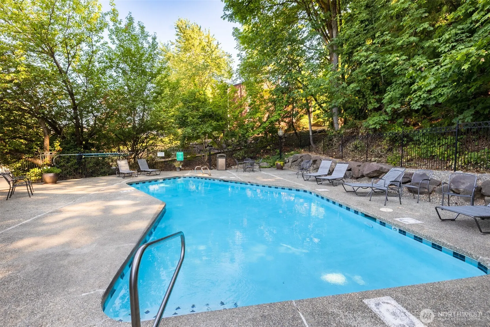 16101 Bothell Everett Hwy #E103, Mill Creek, WA 98012