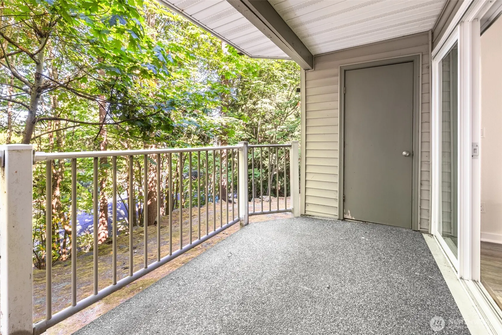16101 Bothell Everett Hwy #E103, Mill Creek, WA 98012