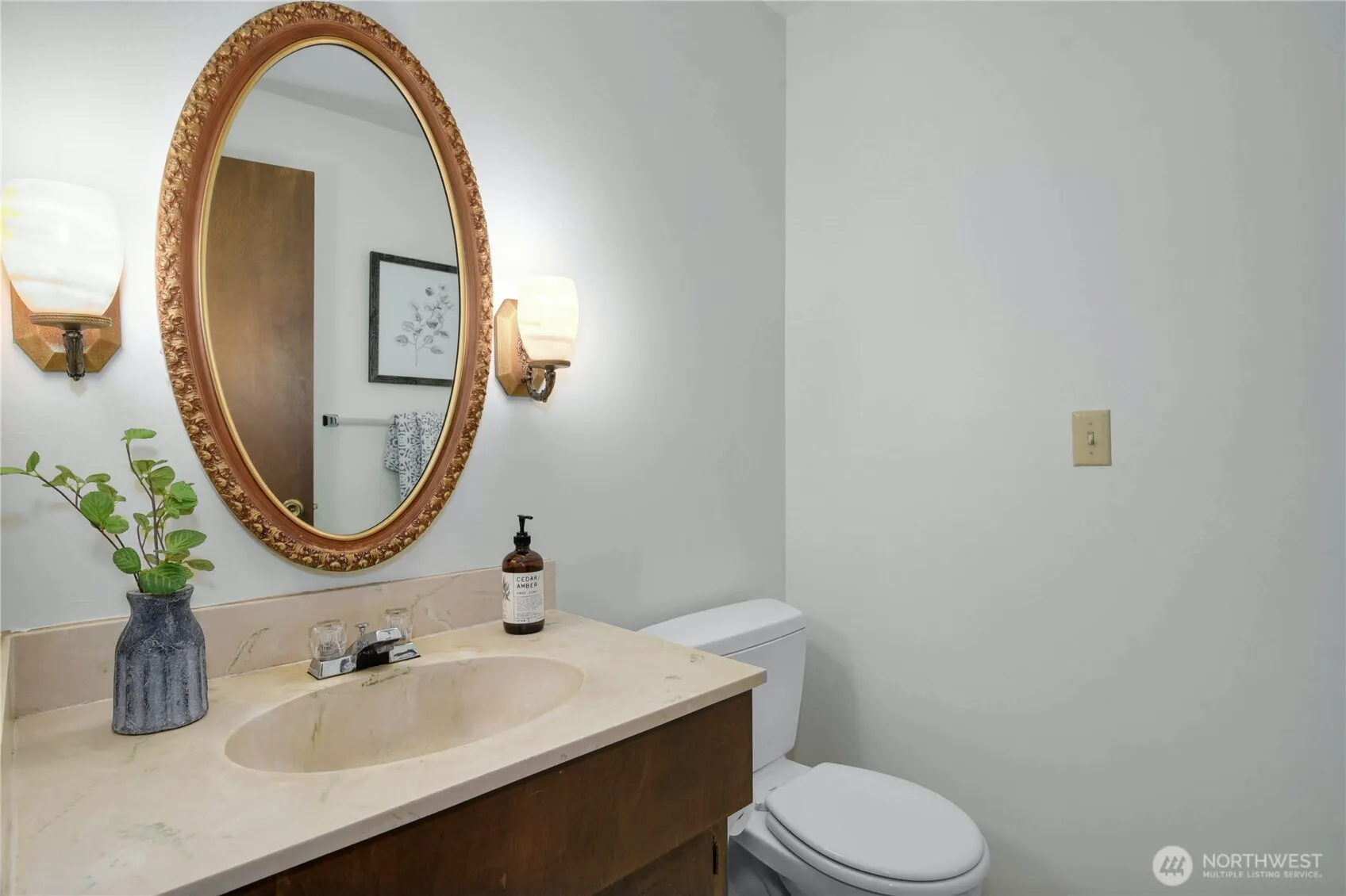 6140 130th Avenue NE, Kirkland, WA 98033