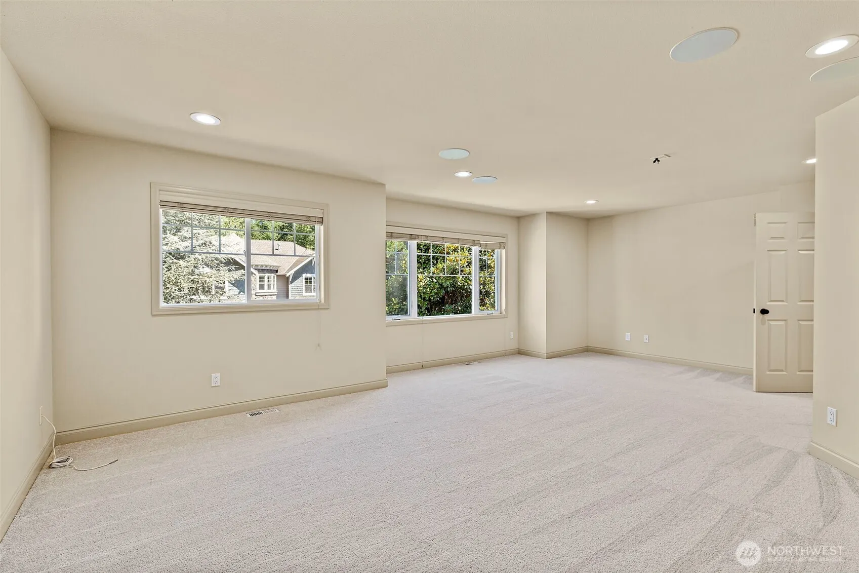 9351 222nd Ave NE, Redmond, WA 98053