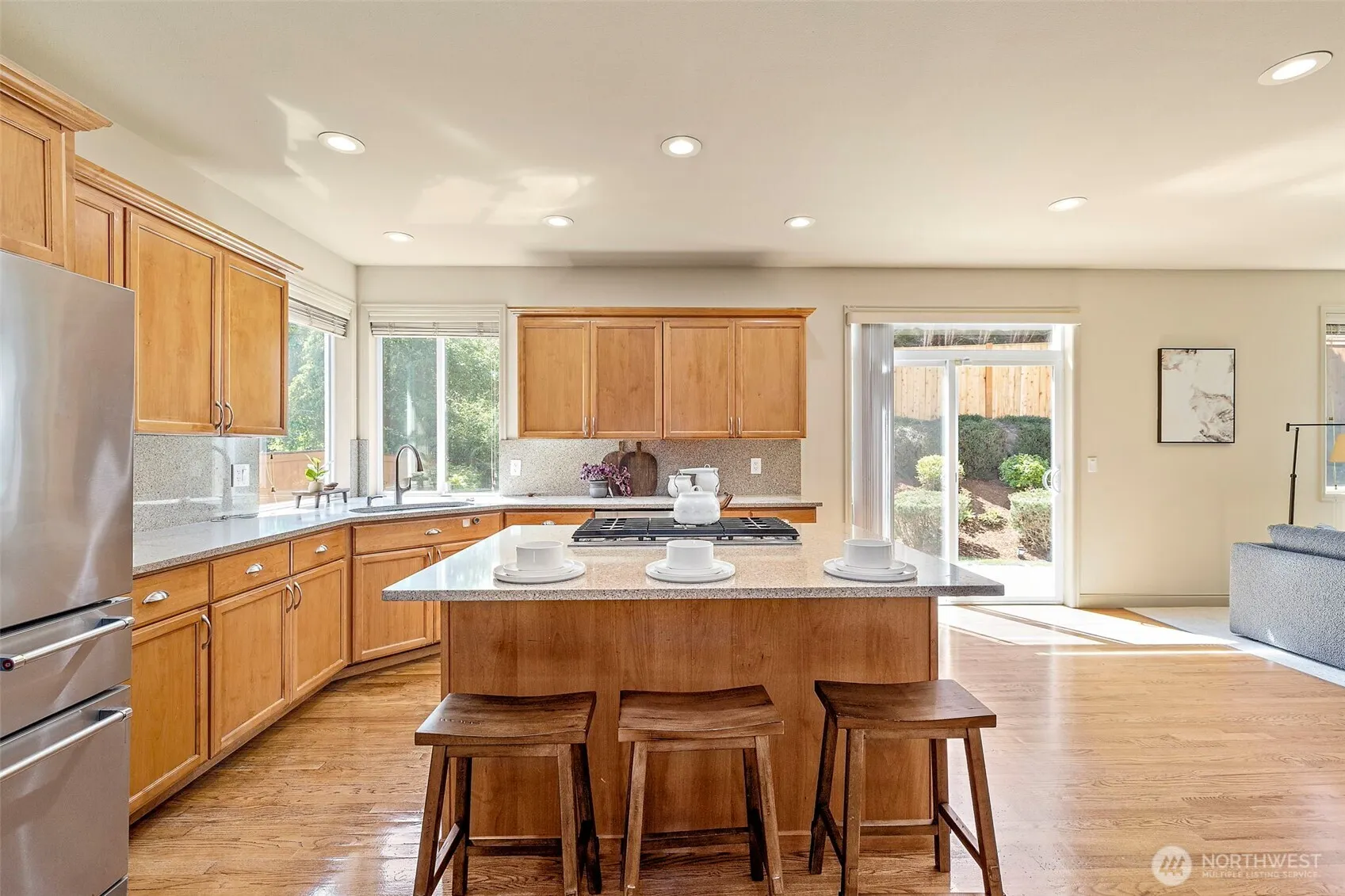 9351 222nd Ave NE, Redmond, WA 98053