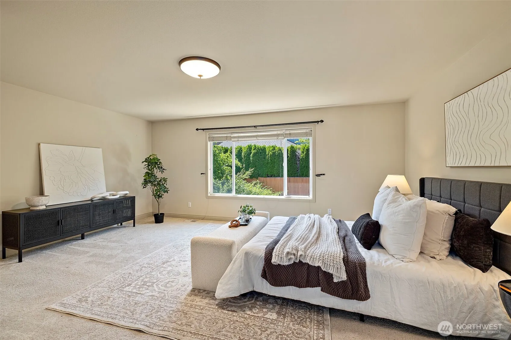 9351 222nd Ave NE, Redmond, WA 98053