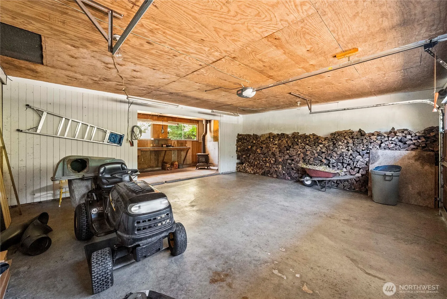 28511 SE Preston Way , Issaquah, WA 98027-8829