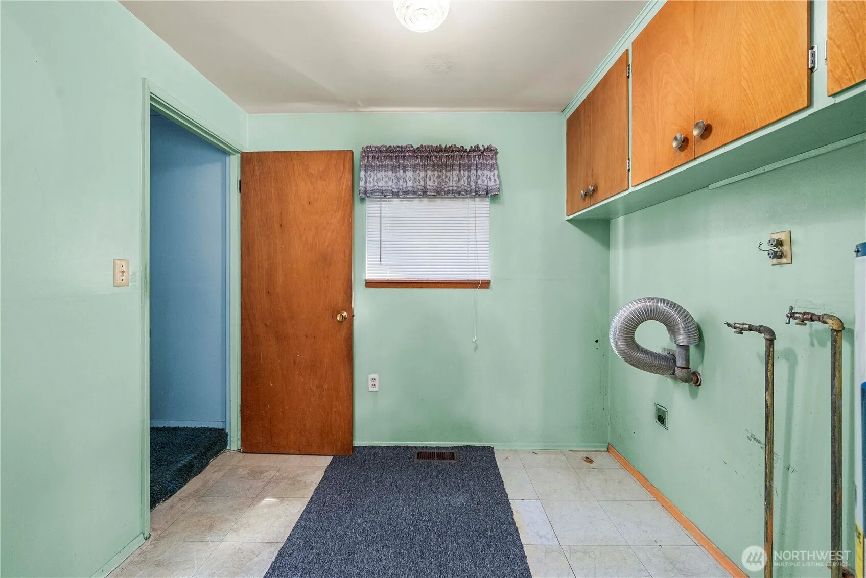 28511 SE Preston Way , Issaquah, WA 98027-8829