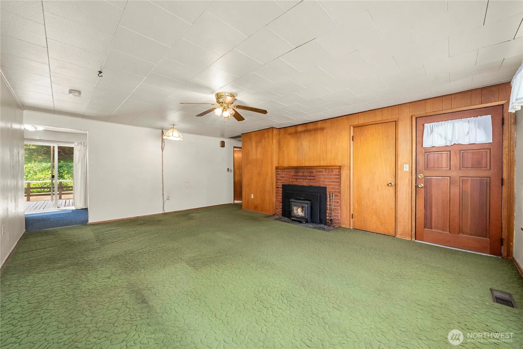 28511 SE Preston Way , Issaquah, WA 98027-8829