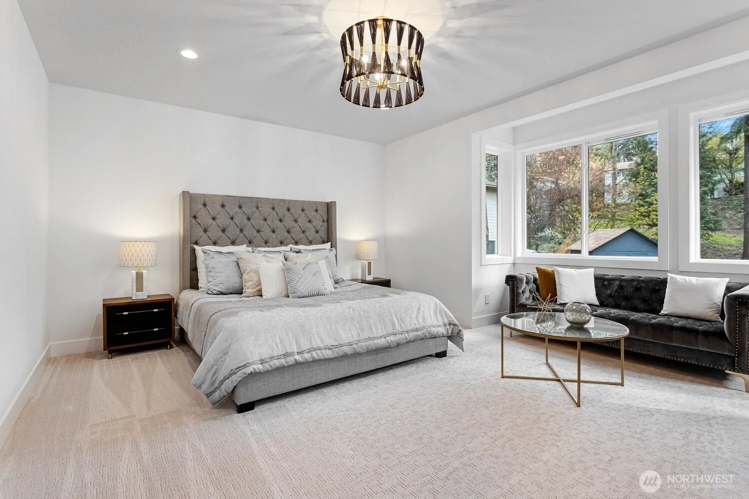 14 158th Place NE, Bellevue, WA 98008