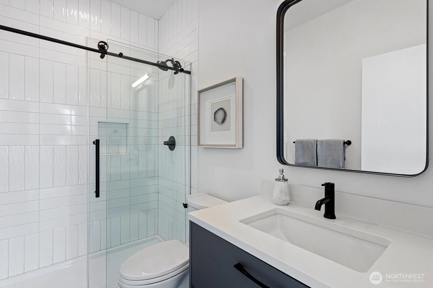 14 158th Place NE, Bellevue, WA 98008