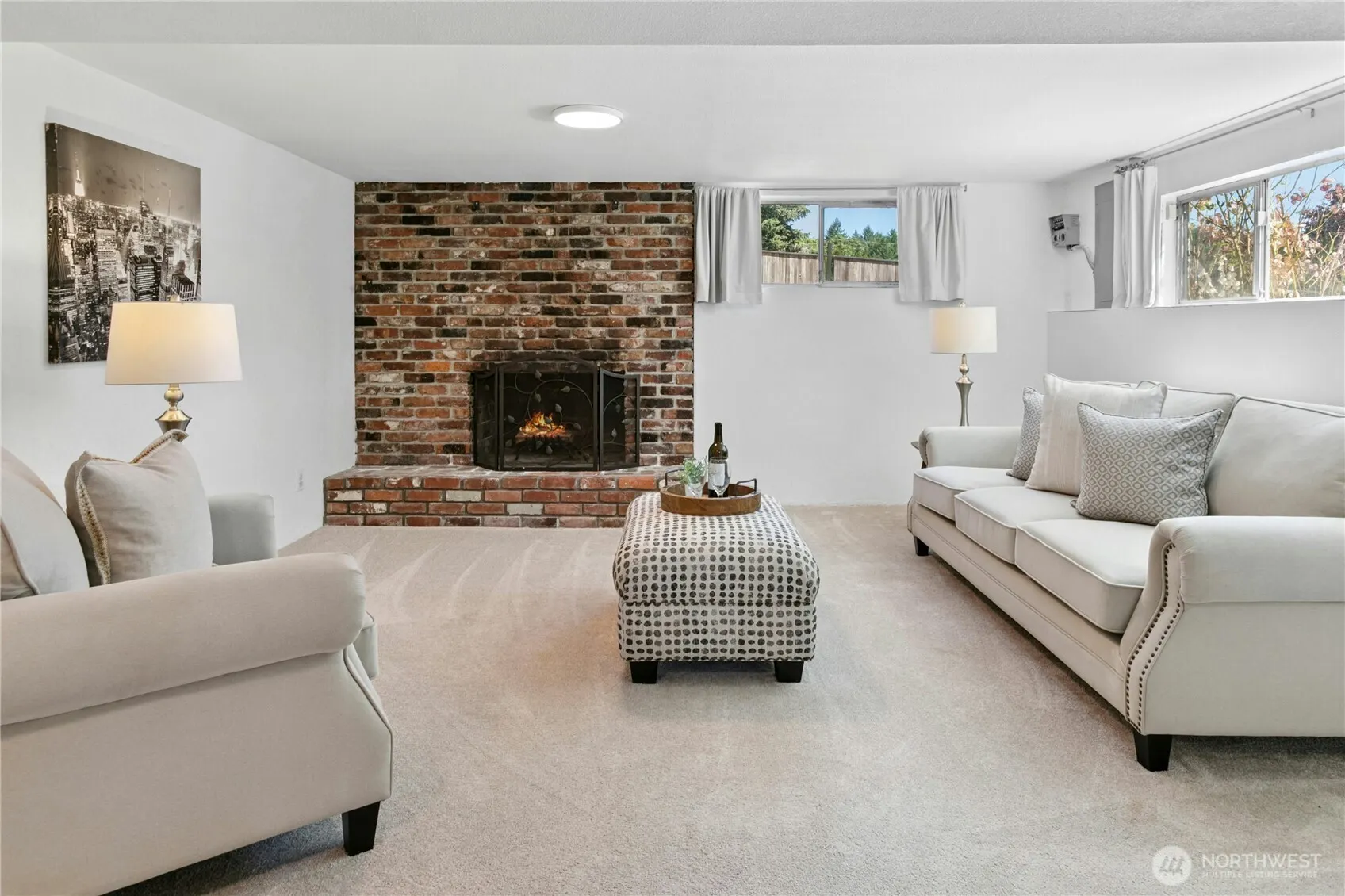 21614 SE May Valley Rd , Issaquah, WA 98027