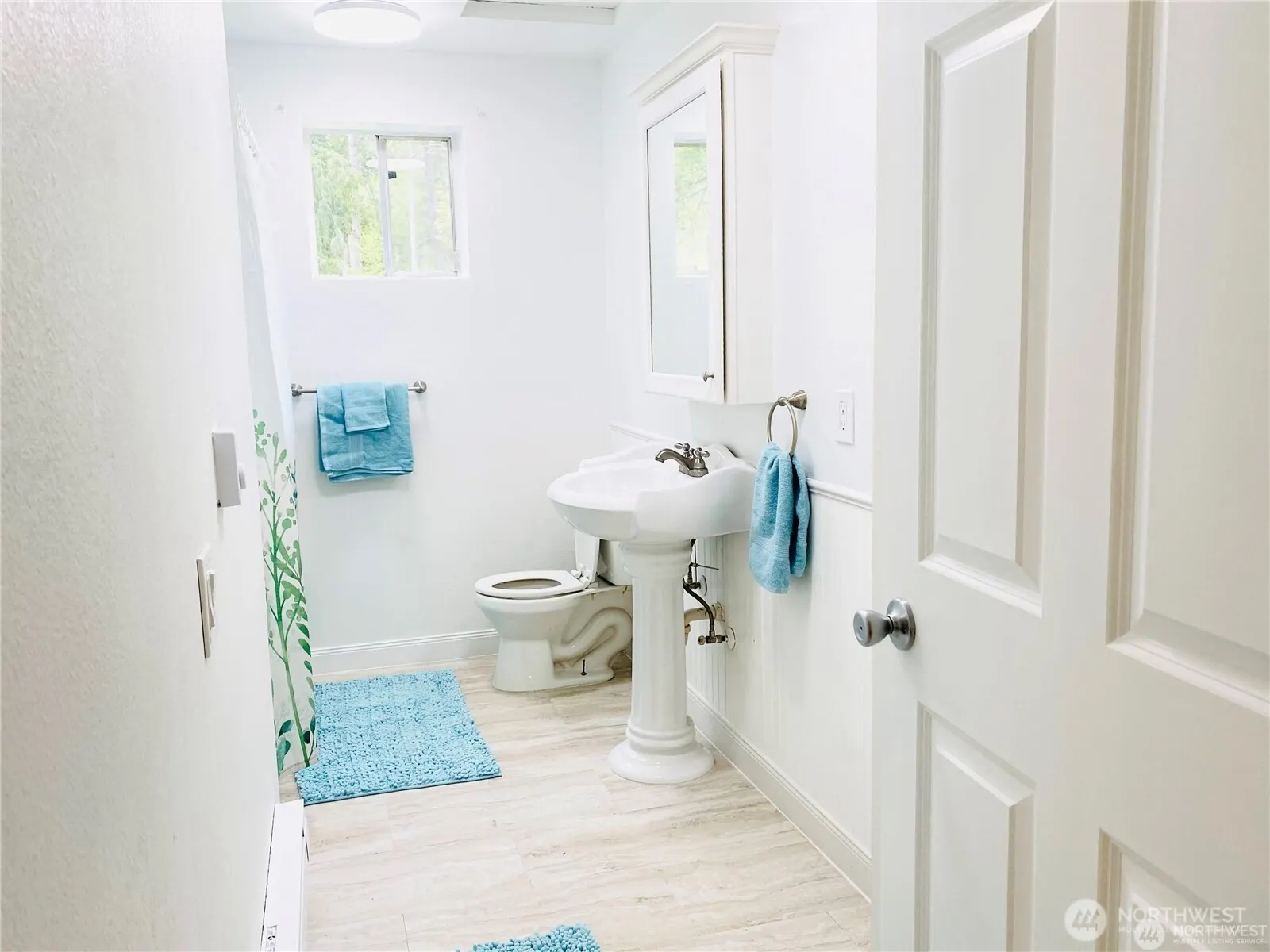 21614 SE May Valley Rd , Issaquah, WA 98027