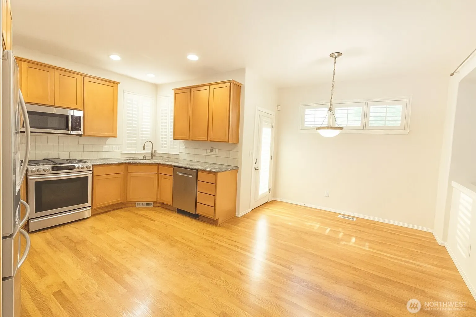 22926 SE 13th Way , Sammamish, WA 98075