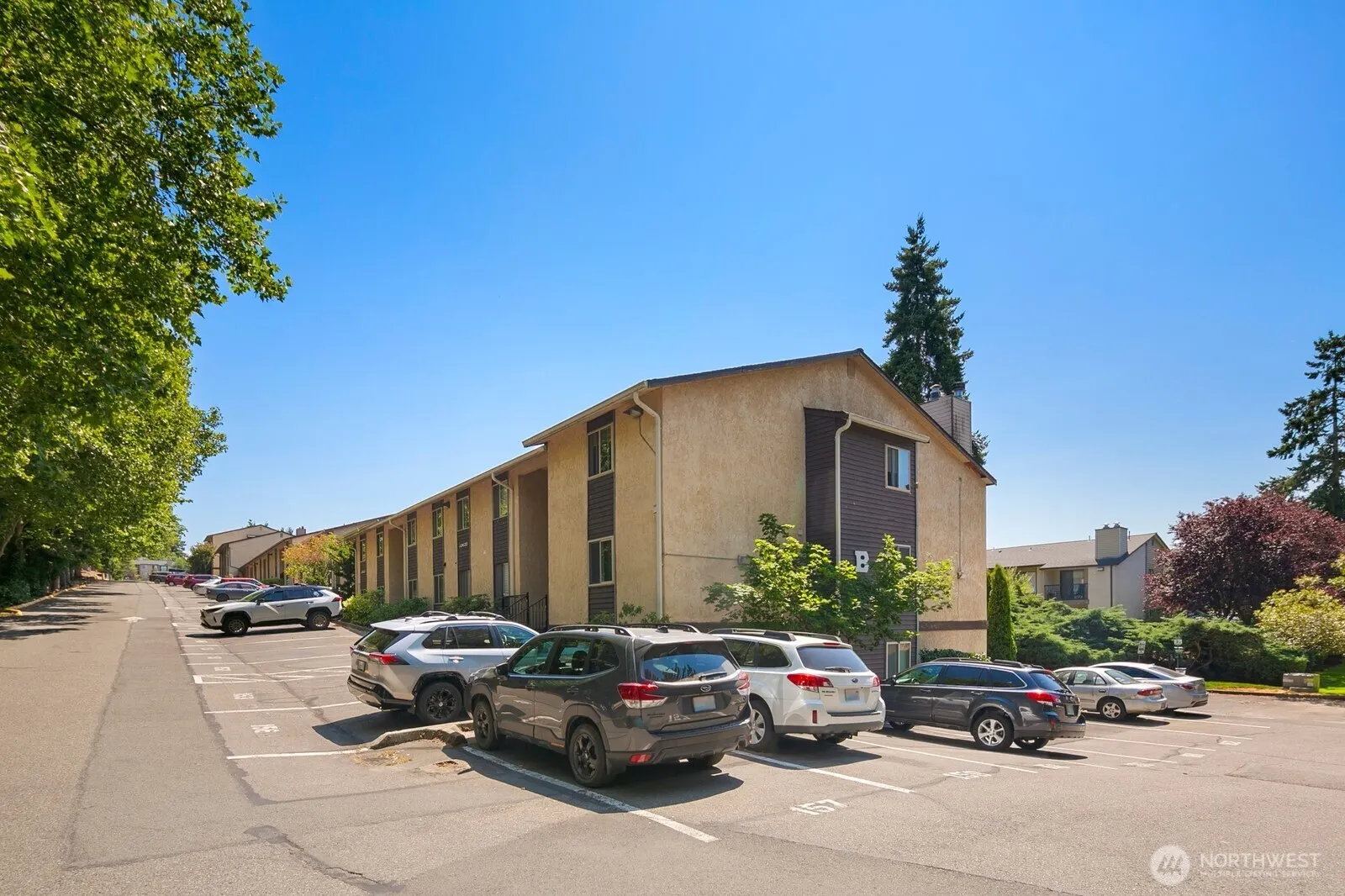 12423 NE 145th Place #B160, Kirkland, WA 98034