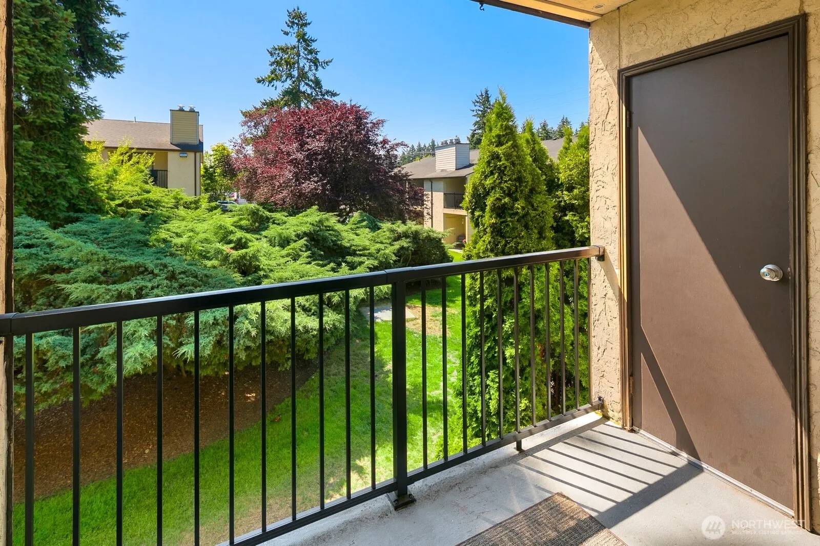 12423 NE 145th Place #B160, Kirkland, WA 98034