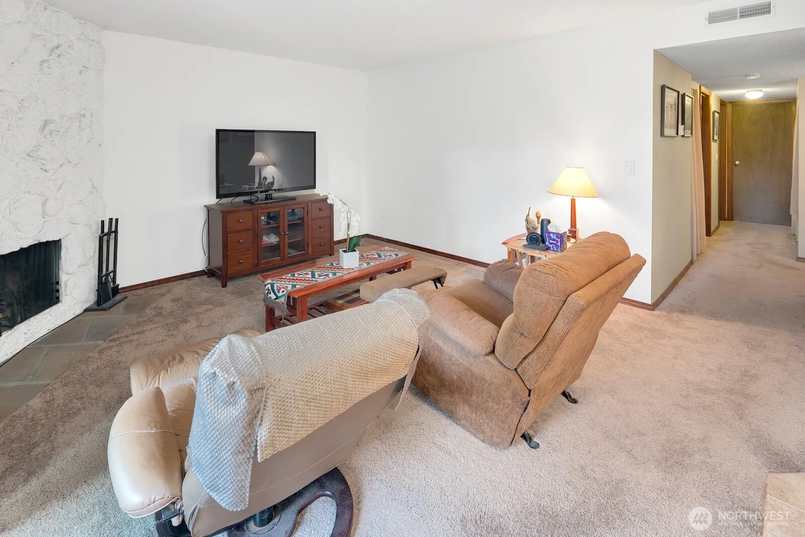 12423 NE 145th Place #B160, Kirkland, WA 98034