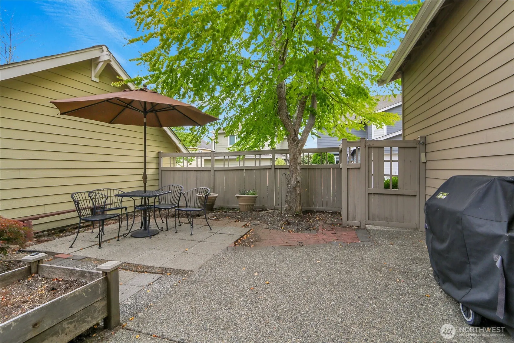 17021 Parkside Way SE, Renton, WA 98058