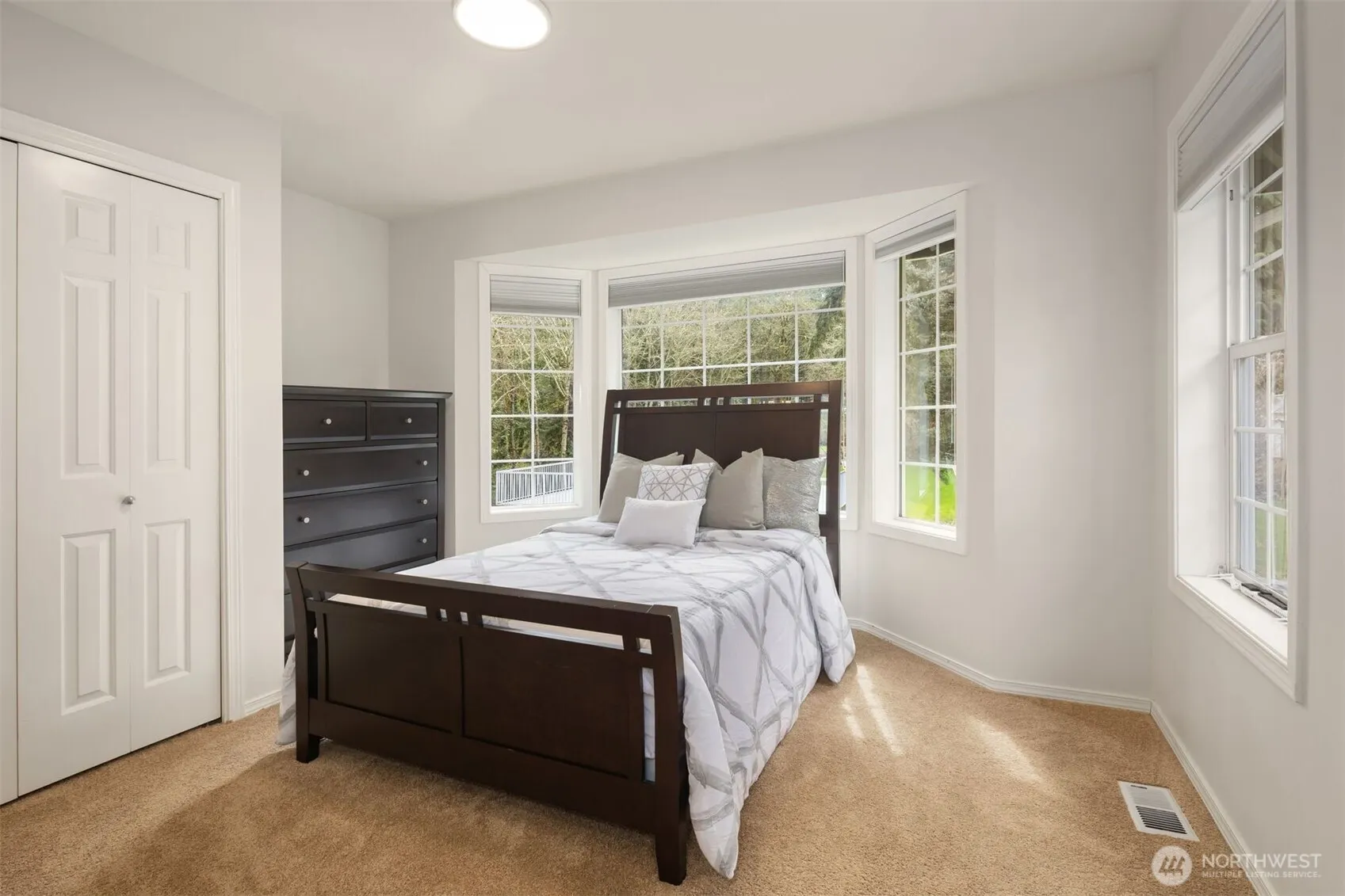 4210 182nd Avenue SE, Issaquah, WA 98027