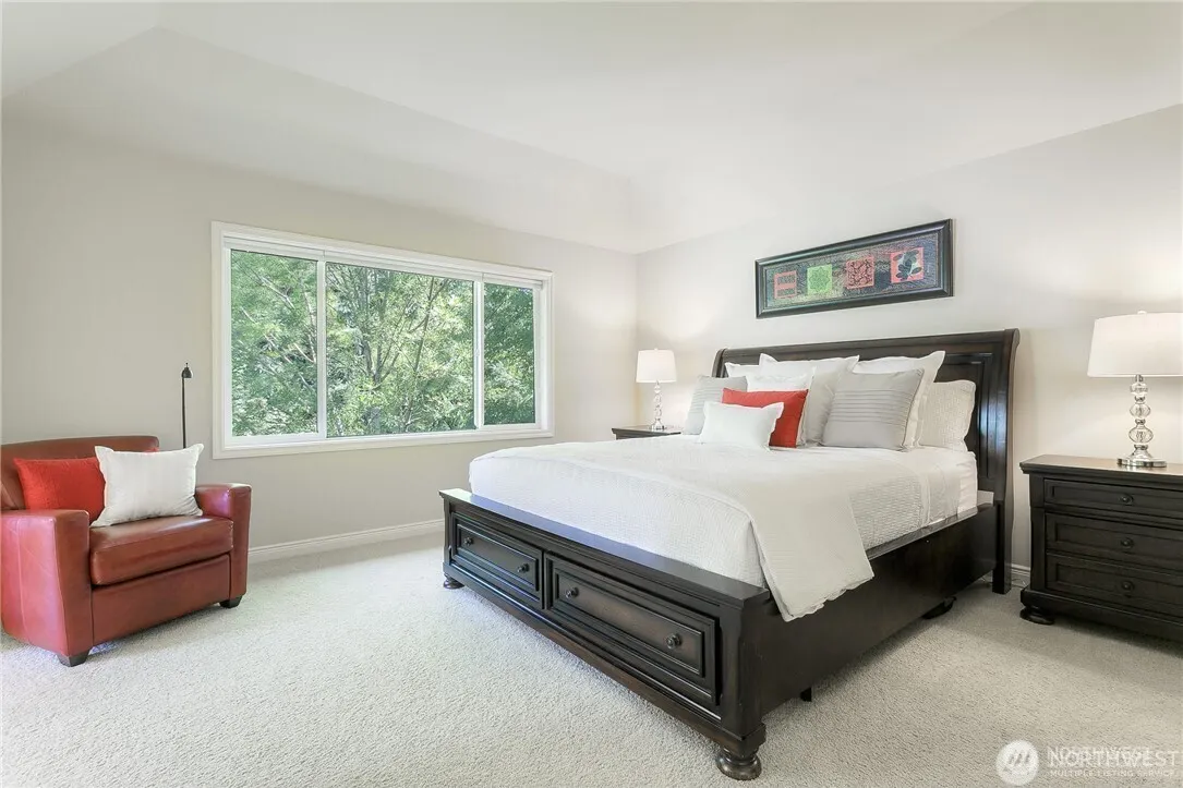 818 S 36th Place , Renton, WA 98055