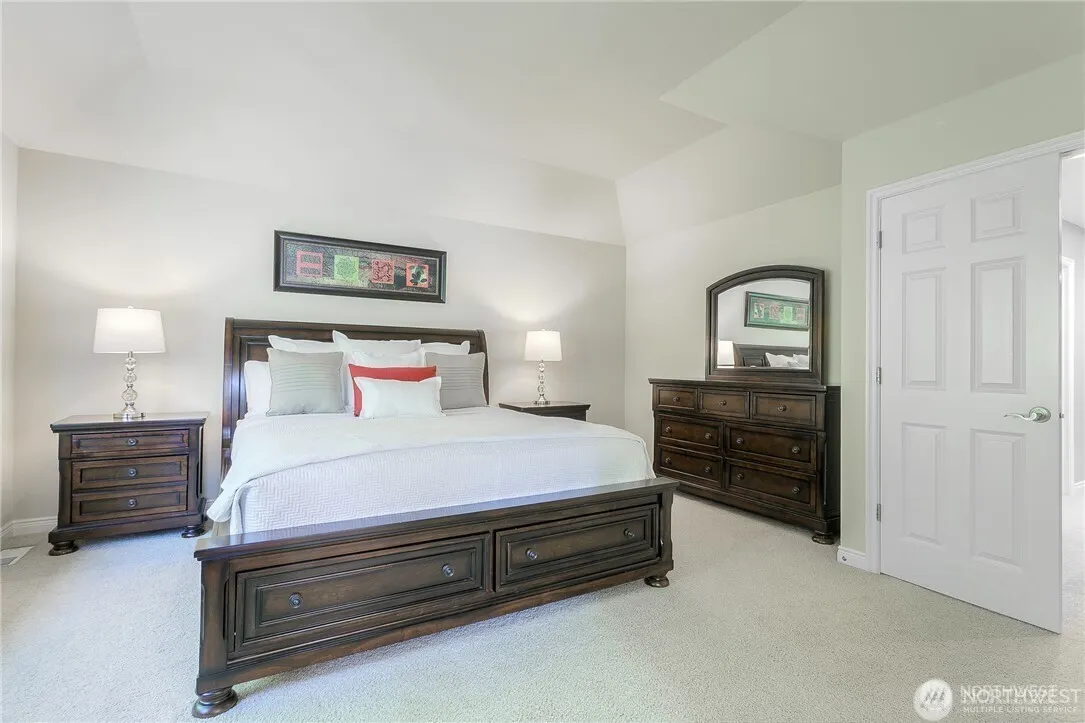818 S 36th Place , Renton, WA 98055