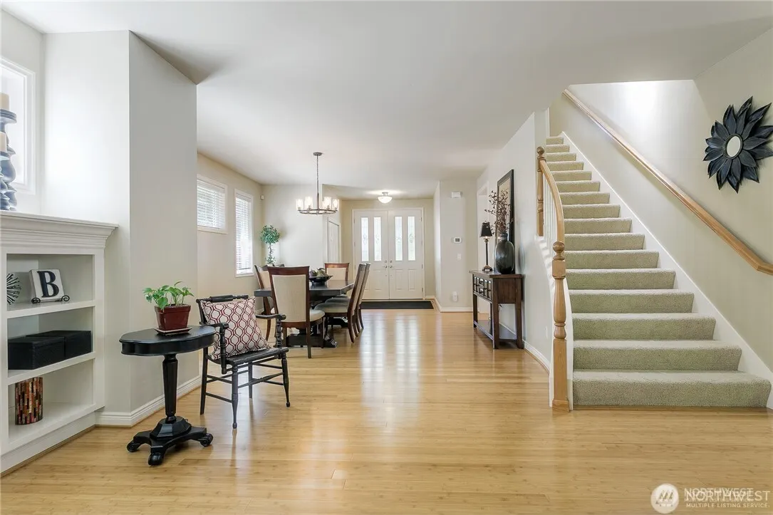 818 S 36th Place , Renton, WA 98055