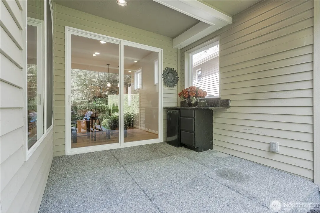 818 S 36th Place , Renton, WA 98055
