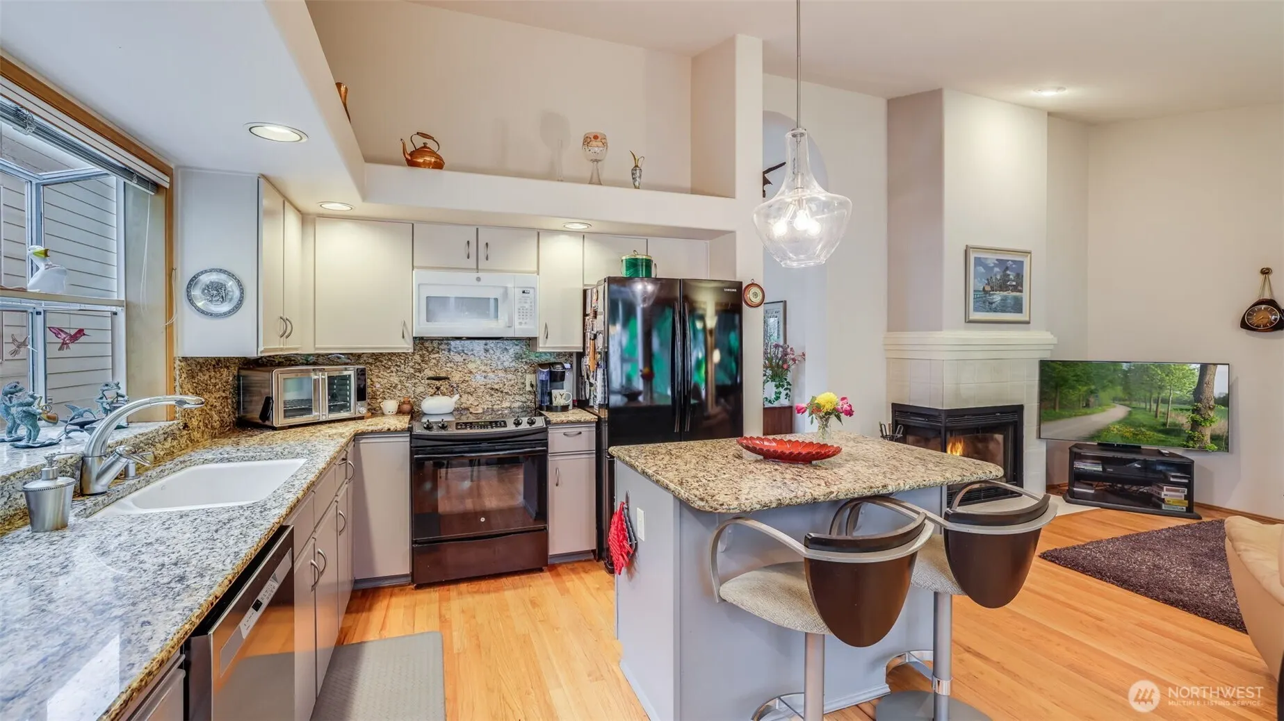 3642 254th Avenue SE, Sammamish, WA 98029