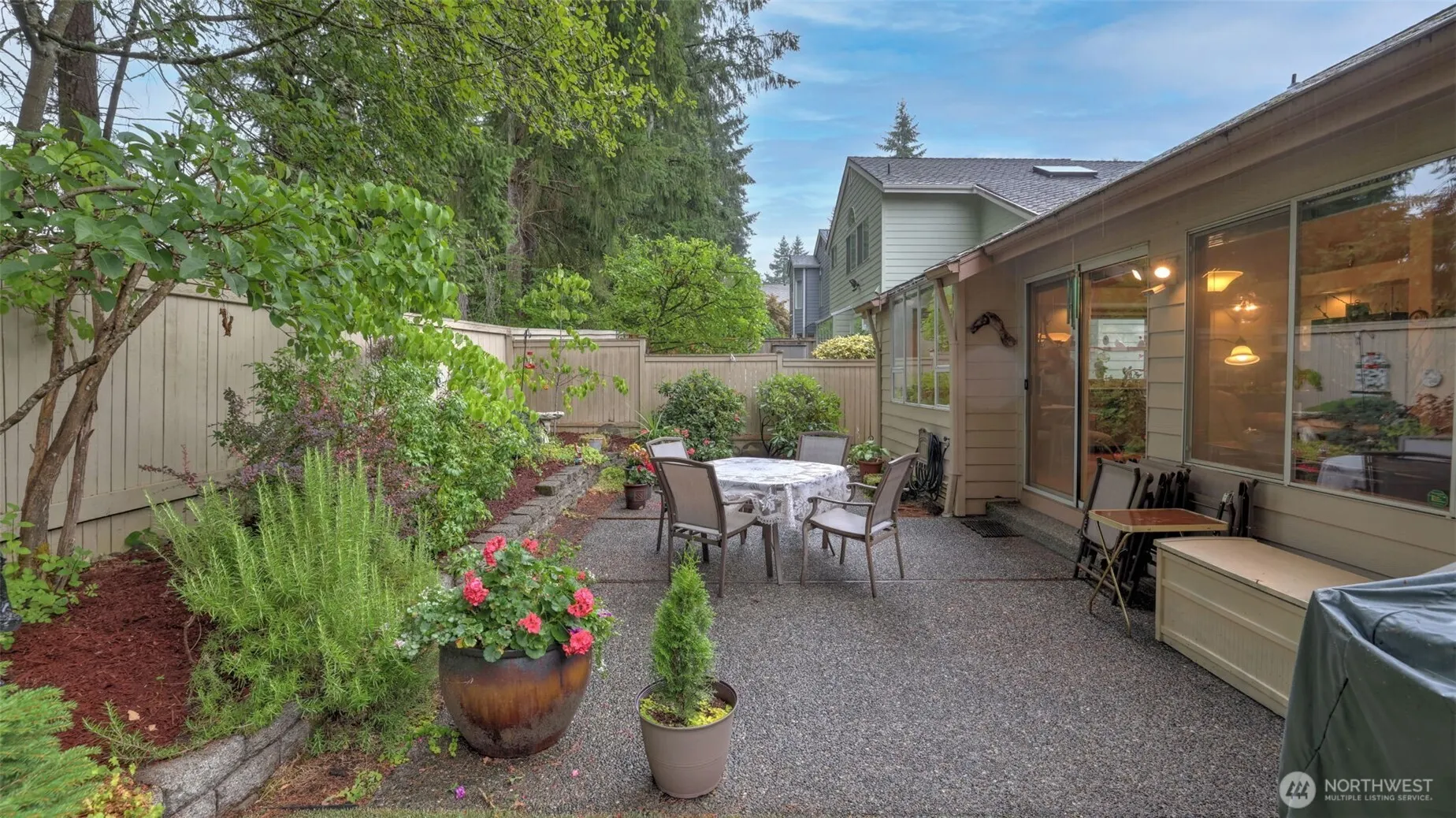 3642 254th Avenue SE, Sammamish, WA 98029