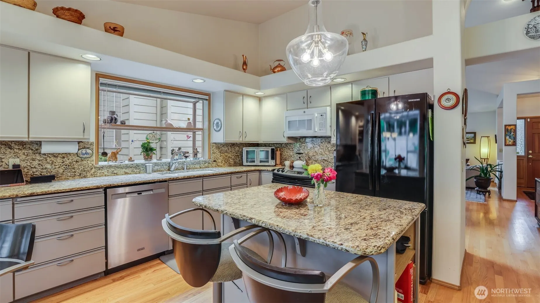 3642 254th Avenue SE, Sammamish, WA 98029