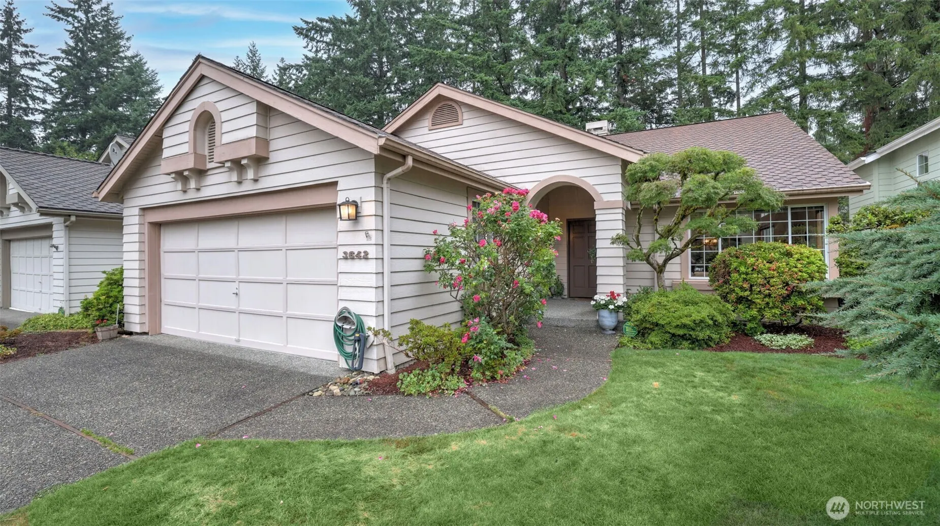 3642 254th Avenue SE, Sammamish, WA 98029