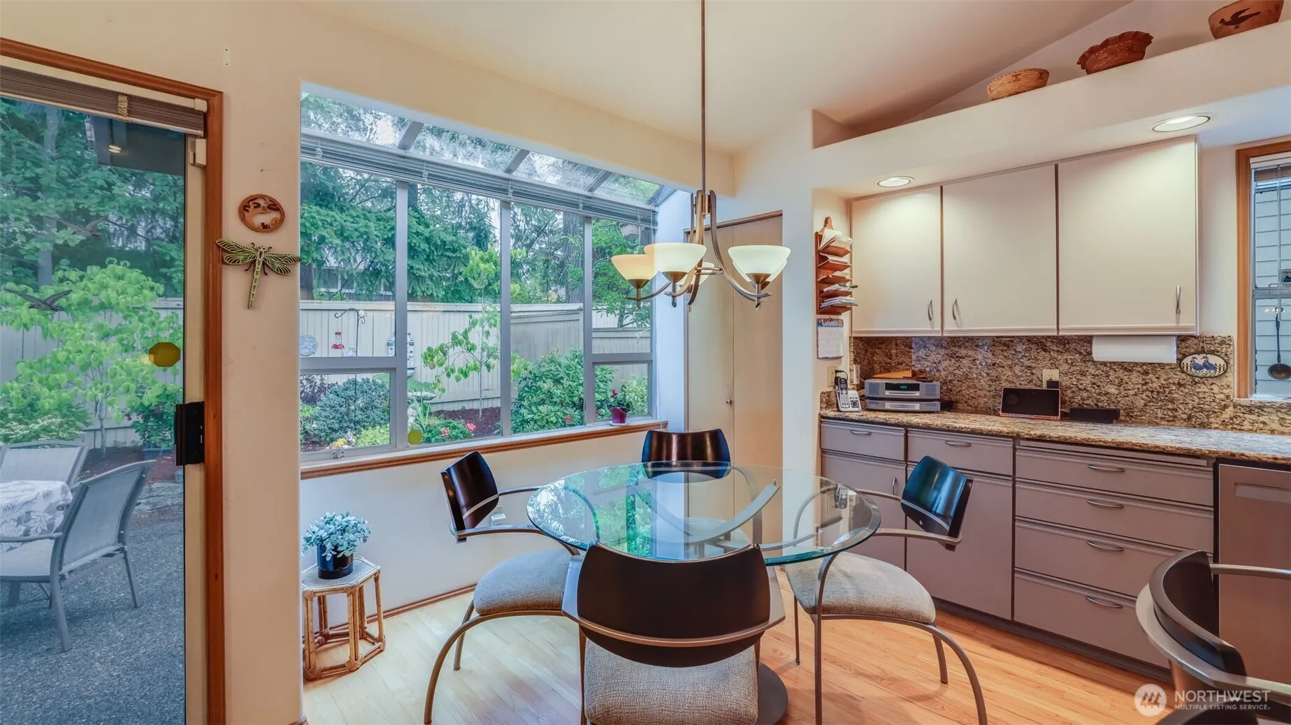 3642 254th Avenue SE, Sammamish, WA 98029