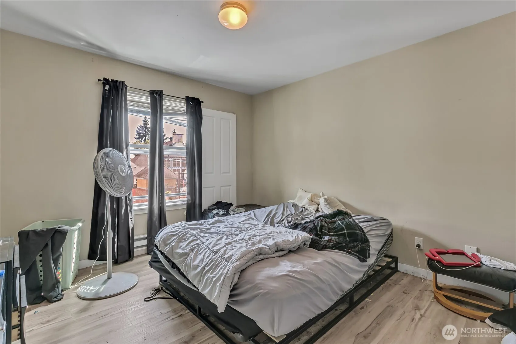 6706 S 239th Place #E103, Kent, WA 98032