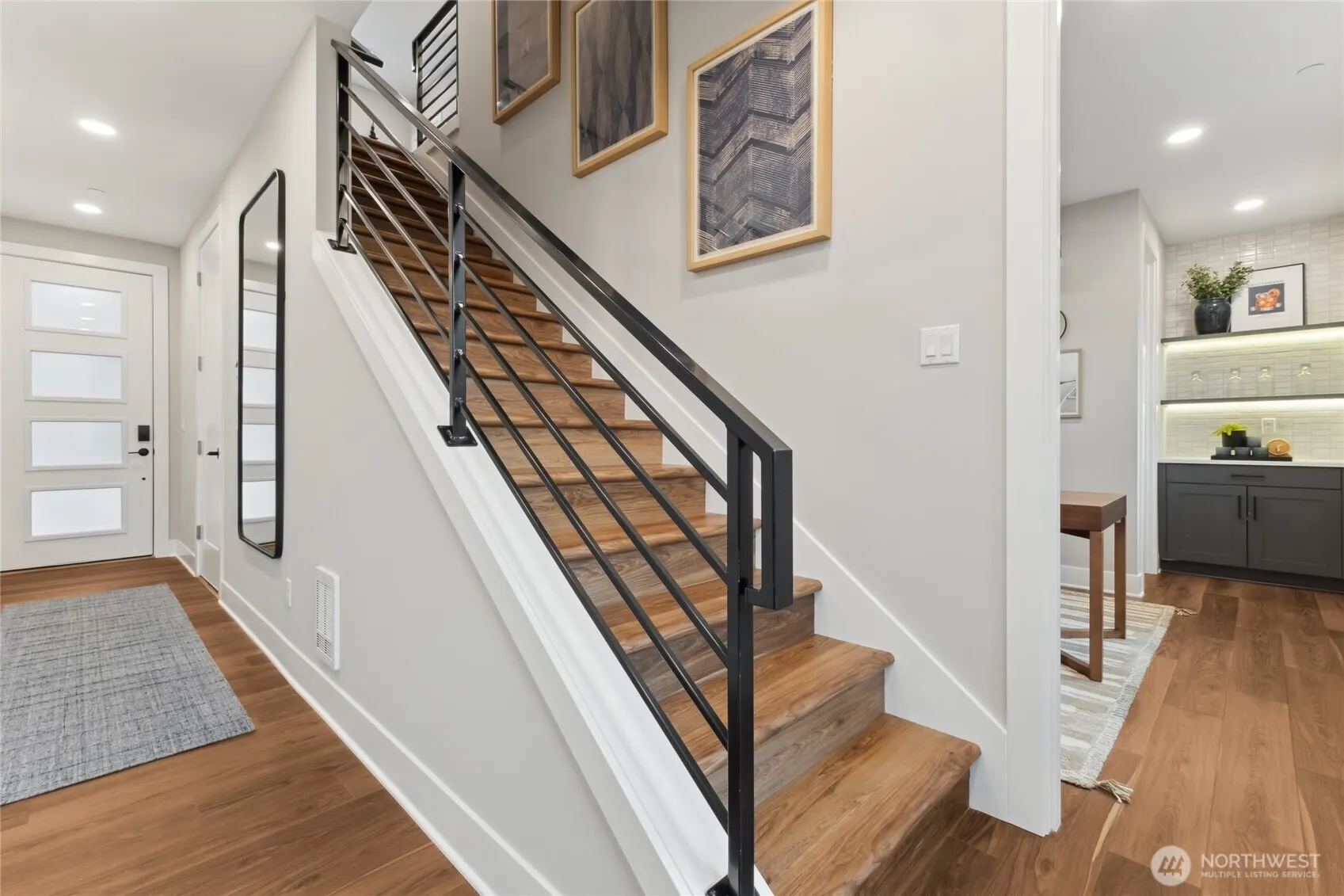 18814 99th Court NE #B, Bothell, WA 98011