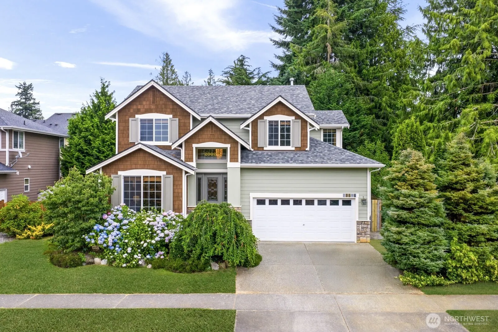20027 10th Avenue W, Lynnwood, WA 98036