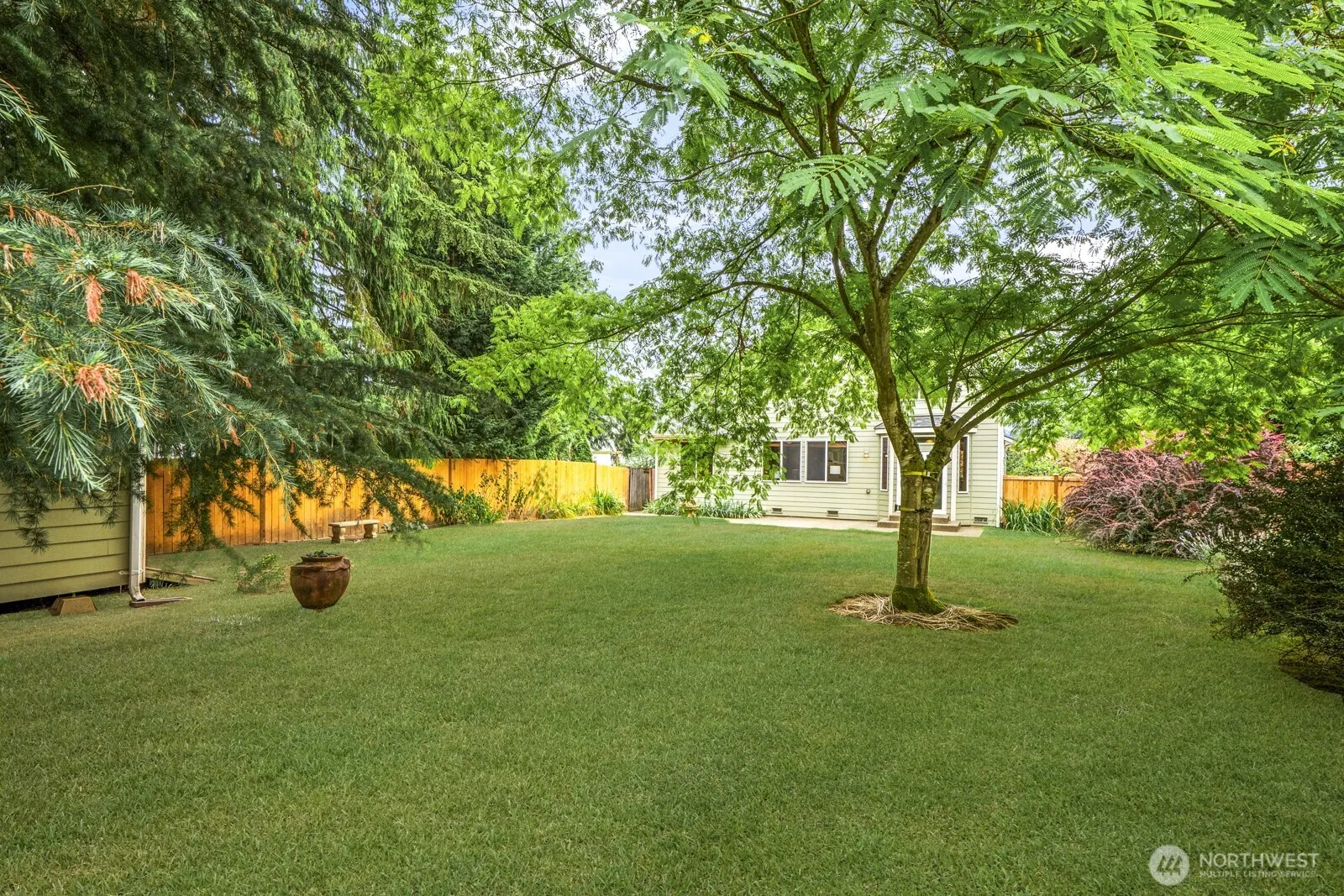 20027 10th Avenue W, Lynnwood, WA 98036