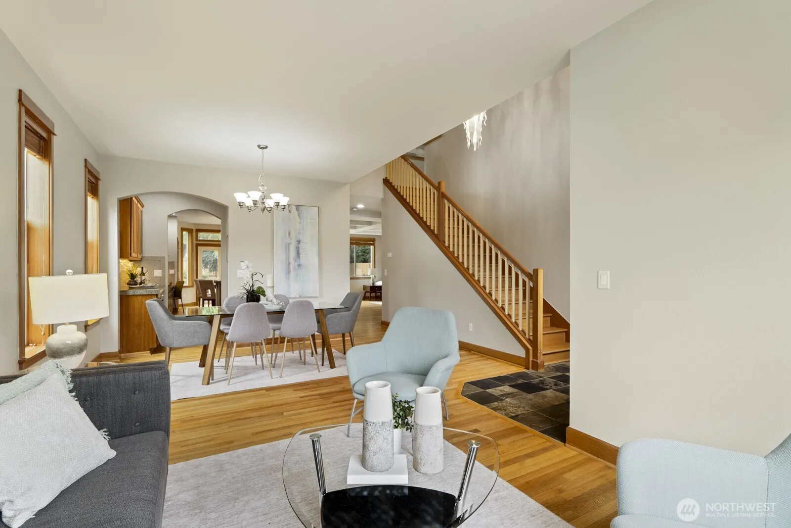 20027 10th Avenue W, Lynnwood, WA 98036