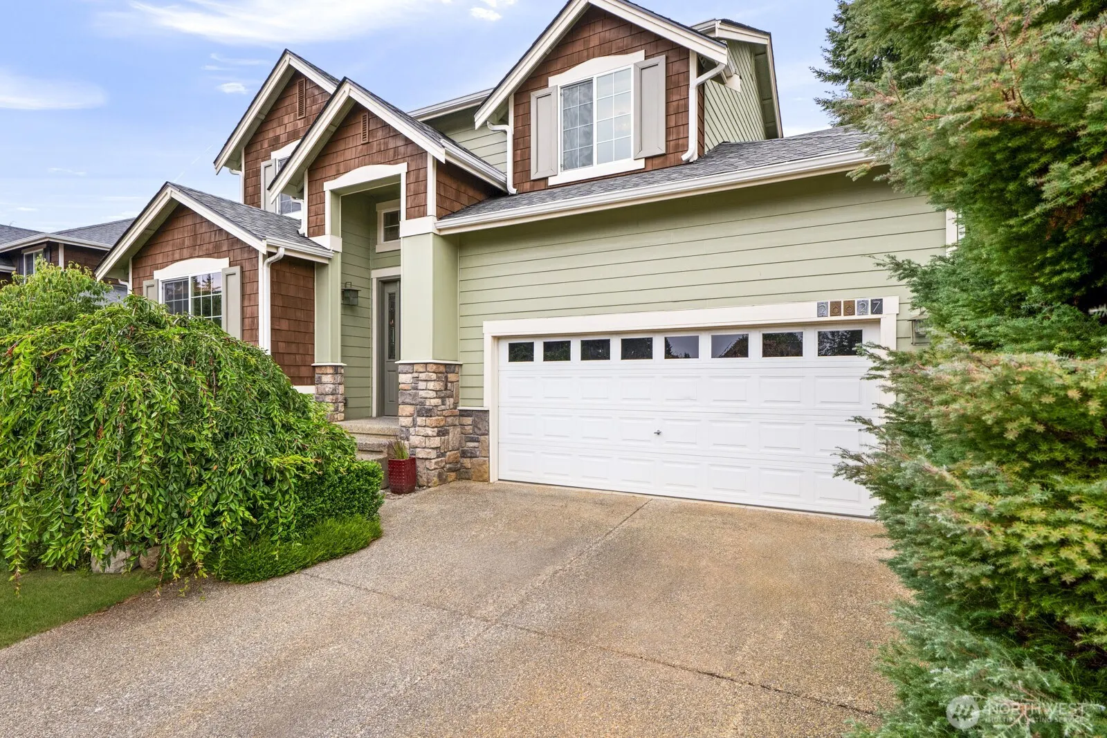 20027 10th Avenue W, Lynnwood, WA 98036
