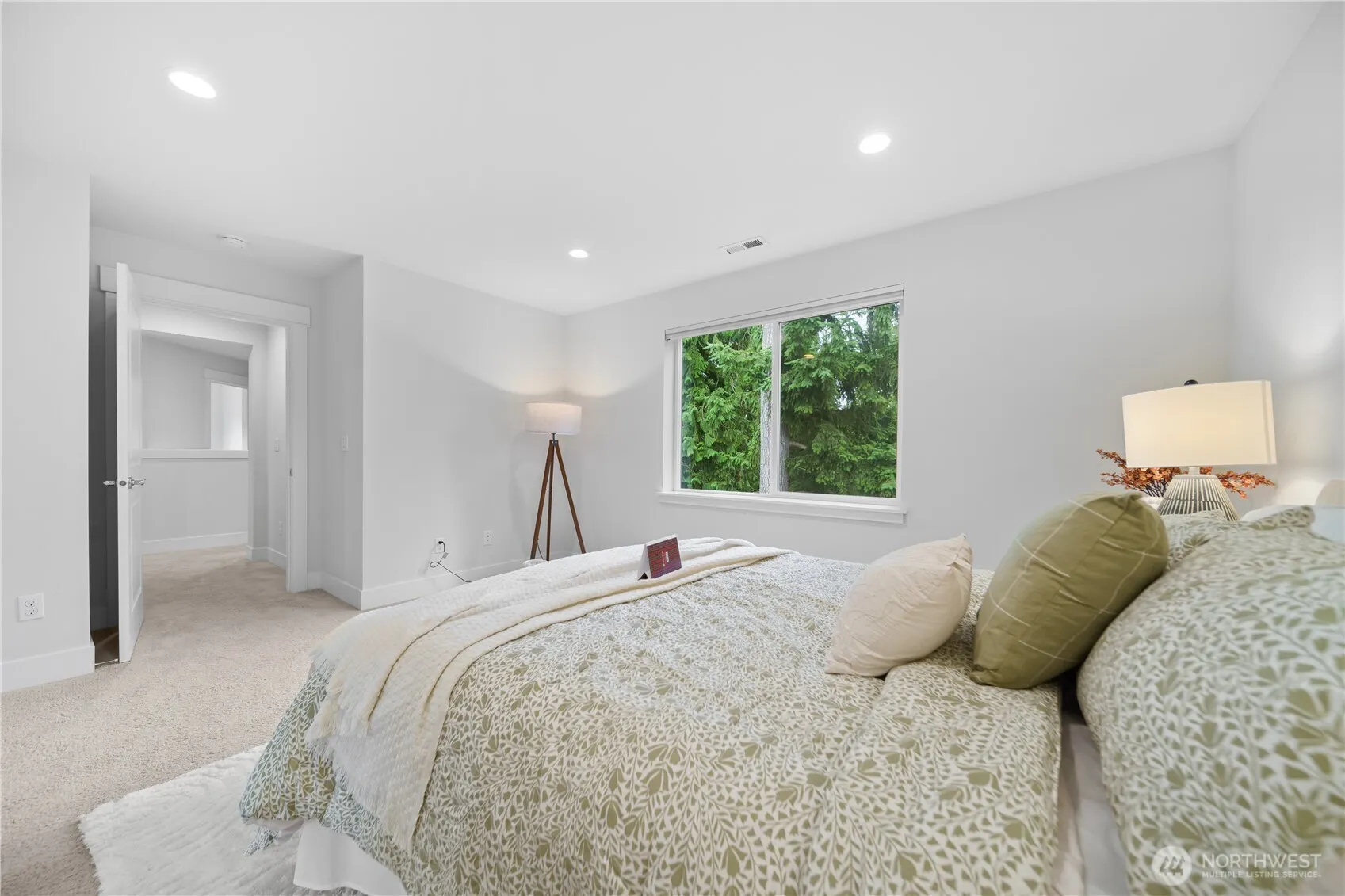 18720 44th Drive SE, Bothell, WA 98012