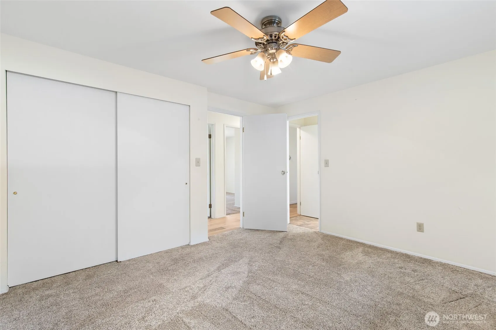 17094 142nd Place NE, Woodinville, WA 98072
