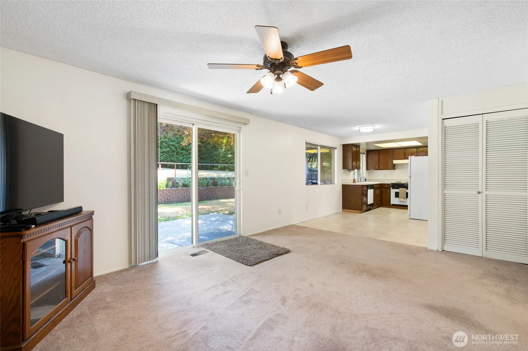 17094 142nd Place NE, Woodinville, WA 98072