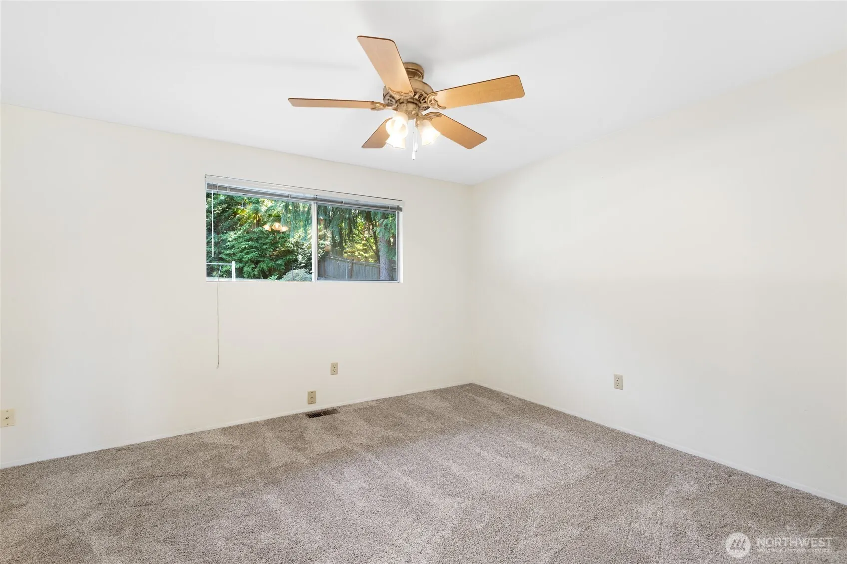 17094 142nd Place NE, Woodinville, WA 98072