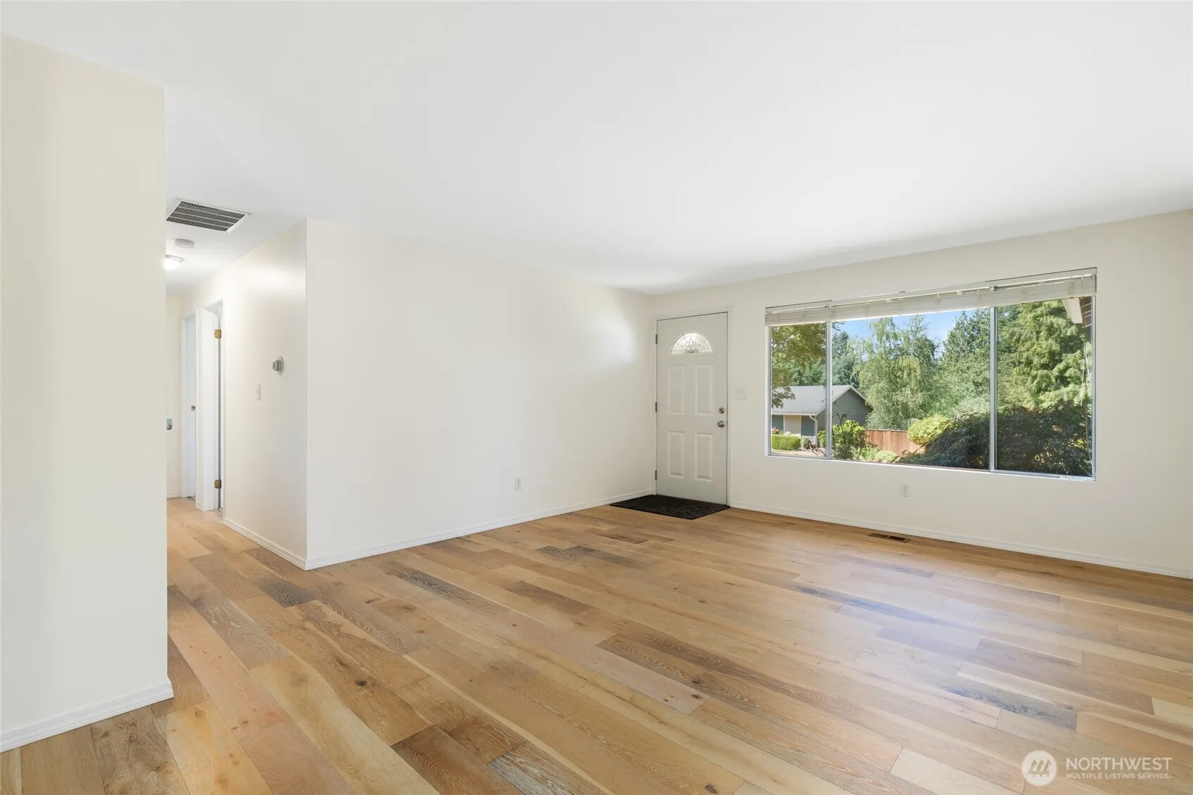 17094 142nd Place NE, Woodinville, WA 98072