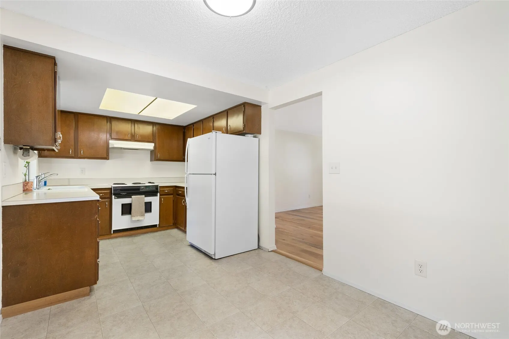 17094 142nd Place NE, Woodinville, WA 98072