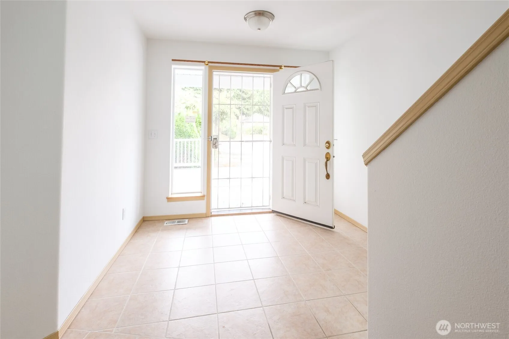 17610 14th Place W, Lynnwood, WA 98037-4031