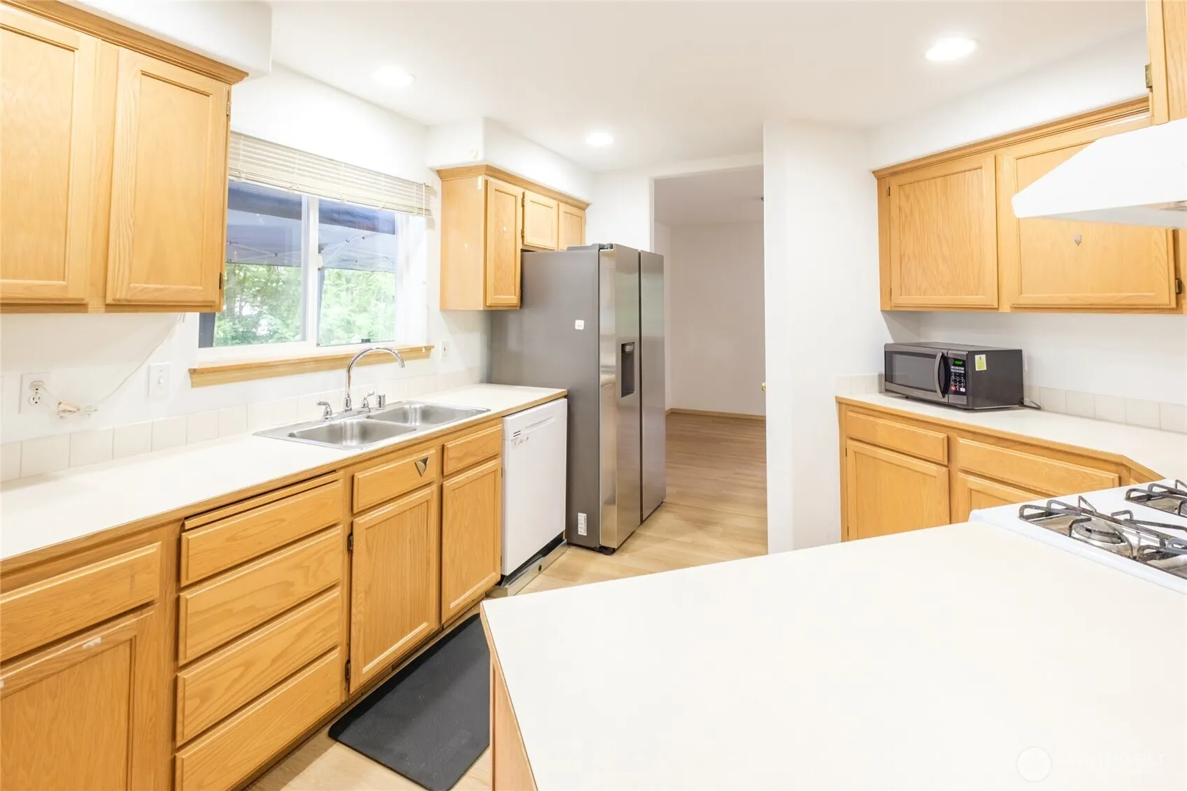 17610 14th Place W, Lynnwood, WA 98037-4031